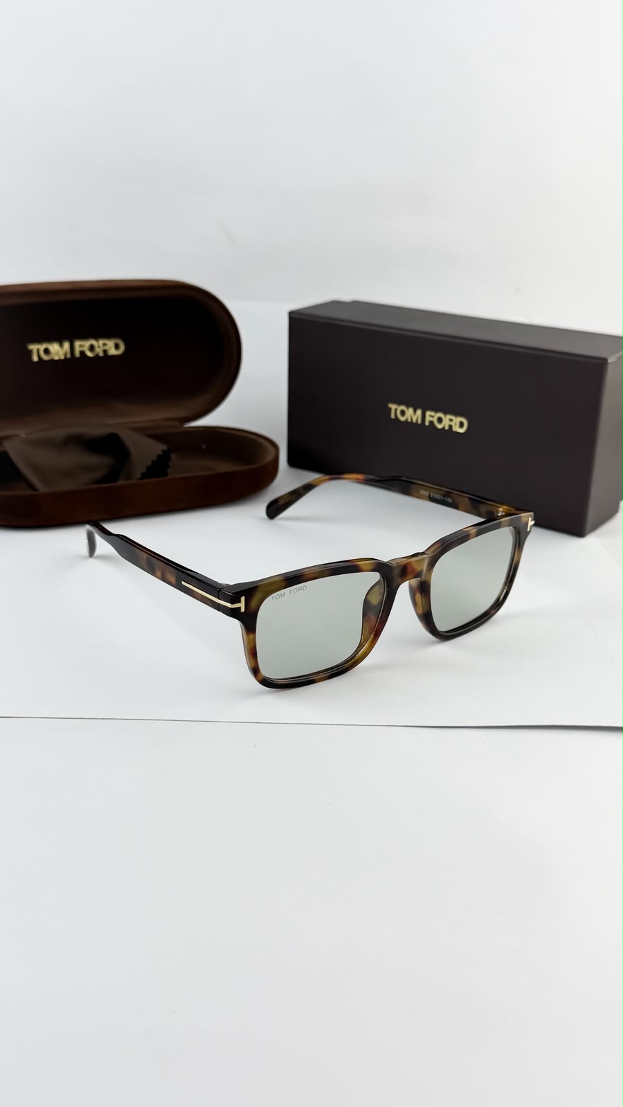 TIGER PRINT LIGHT SHADES SUNGLASSES