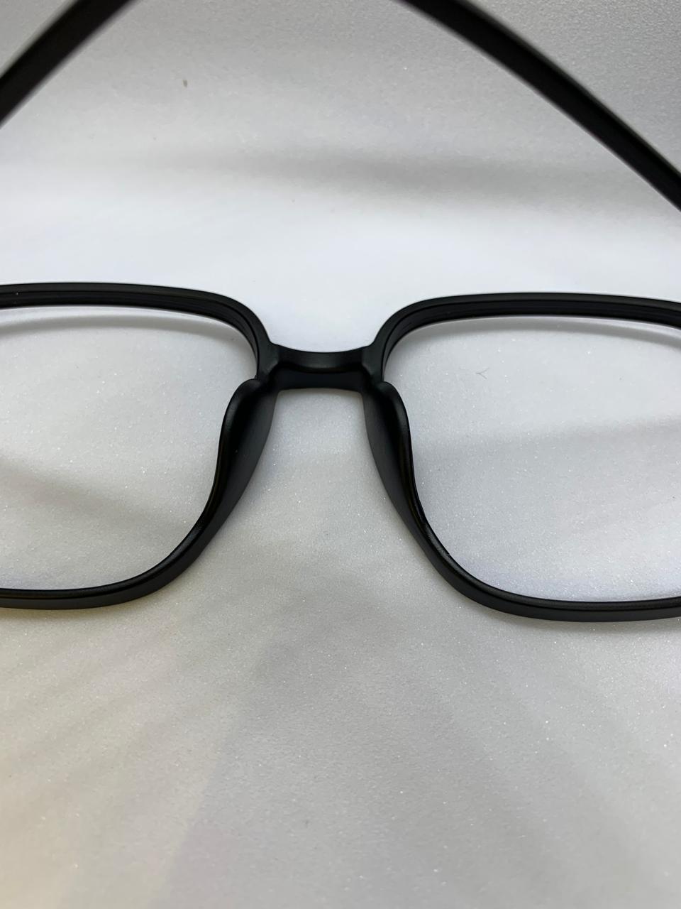 LEO ULTIMA BLACK