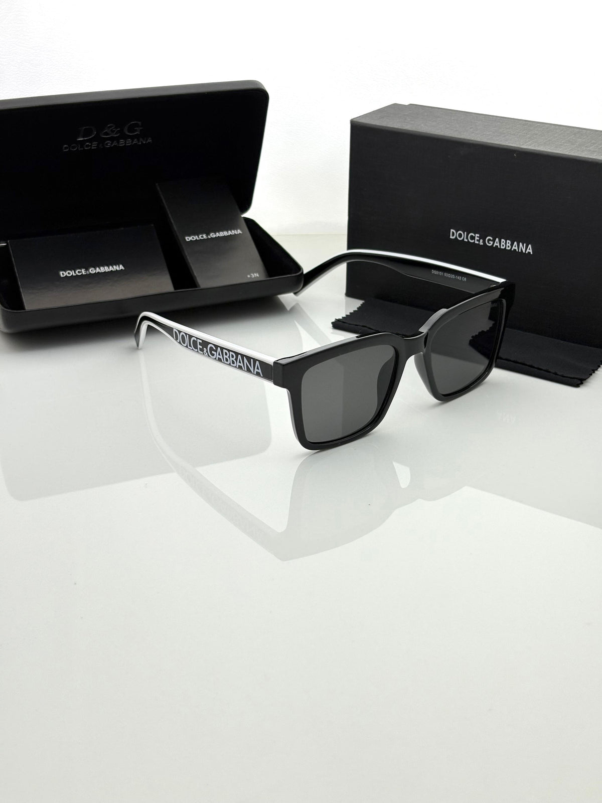 D & G 5101 BLACK SUNGLASSES
